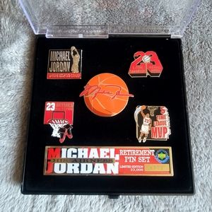 MICHAEL JORDAN Retirement Pin Set (4302/23000)
